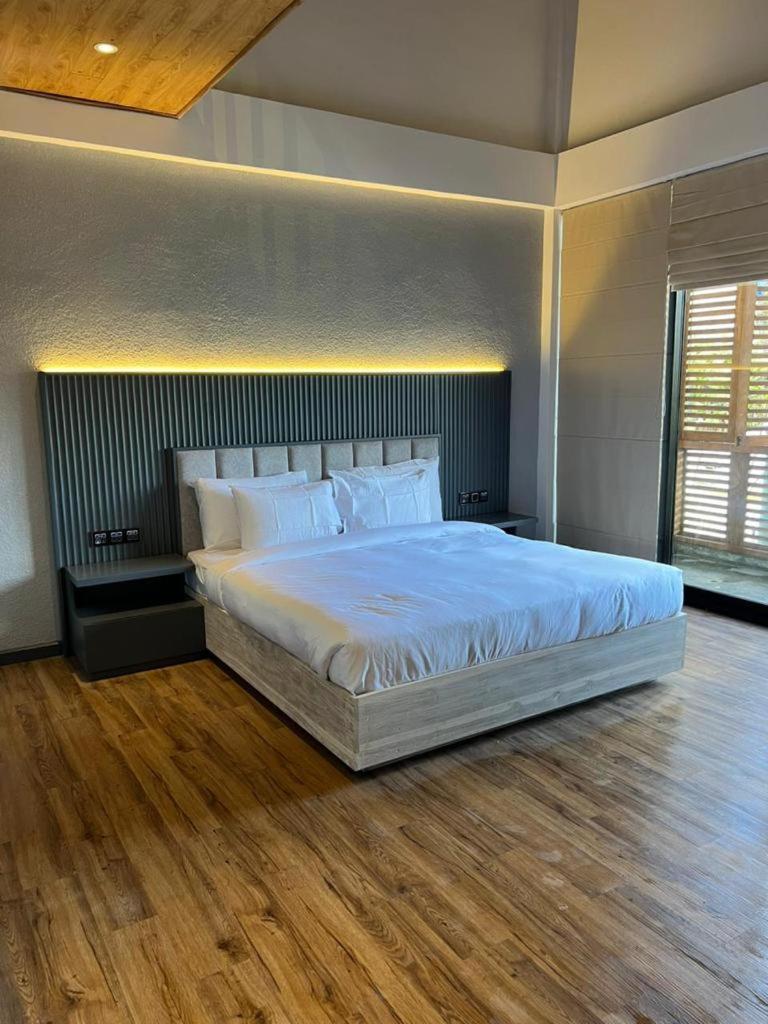 Highland Stonehouse Luxury Boutique Hotel นูวาราเอลิยา ภายนอก รูปภาพ