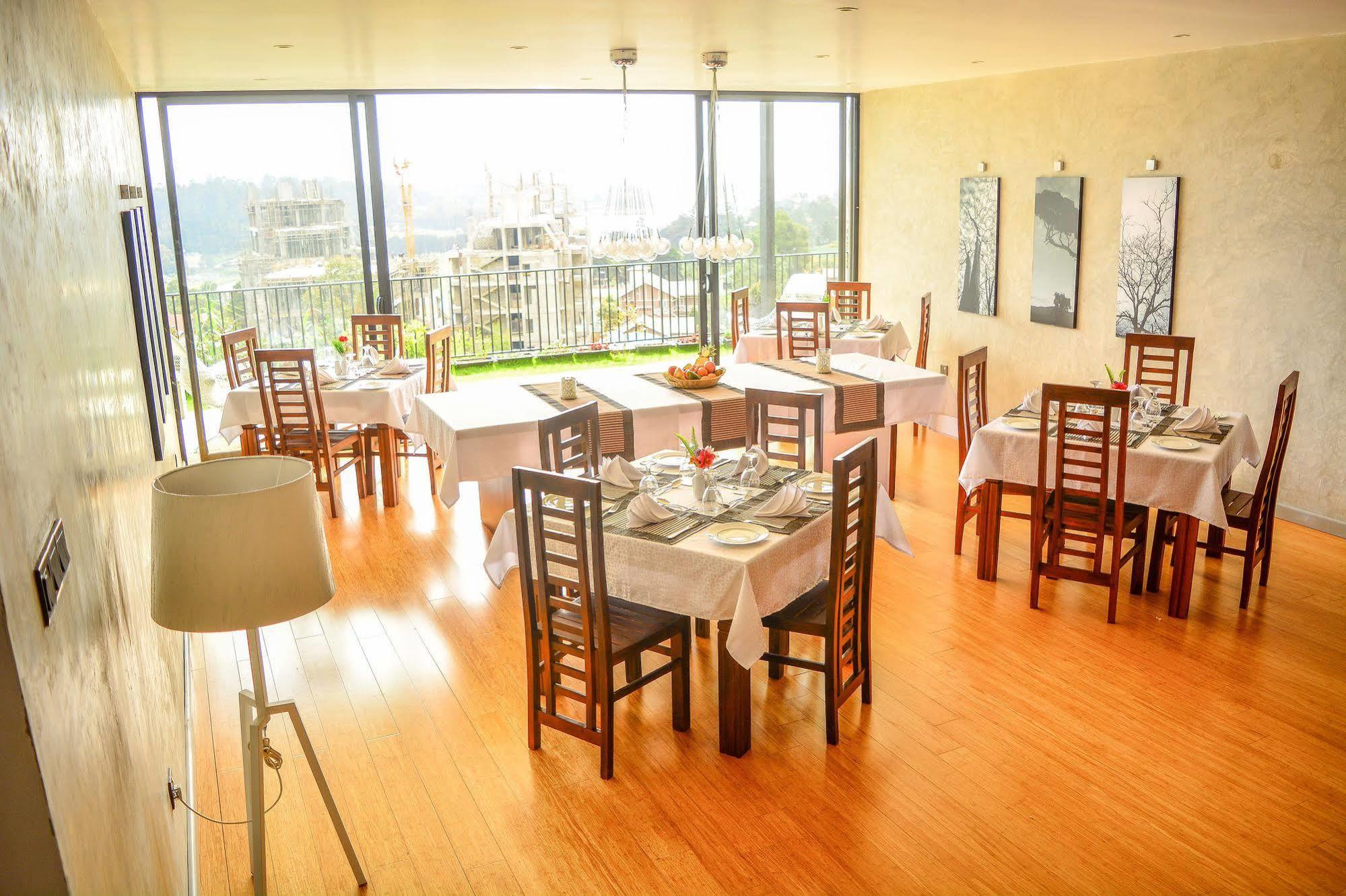 Highland Stonehouse Luxury Boutique Hotel นูวาราเอลิยา ภายนอก รูปภาพ