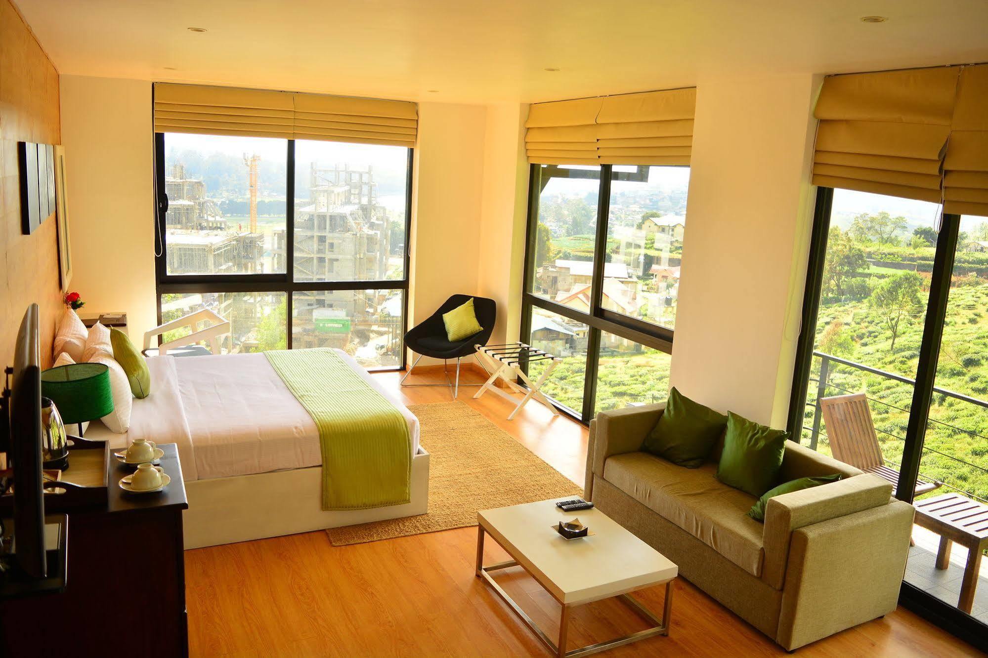 Highland Stonehouse Luxury Boutique Hotel นูวาราเอลิยา ภายนอก รูปภาพ